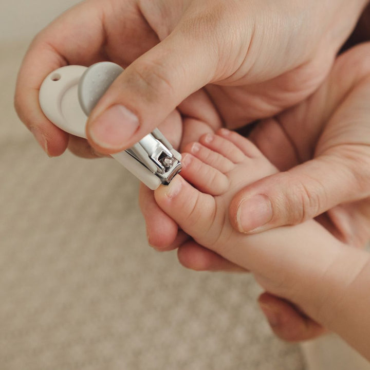 safe & gentle 4-in-1 baby nail trimmer kit